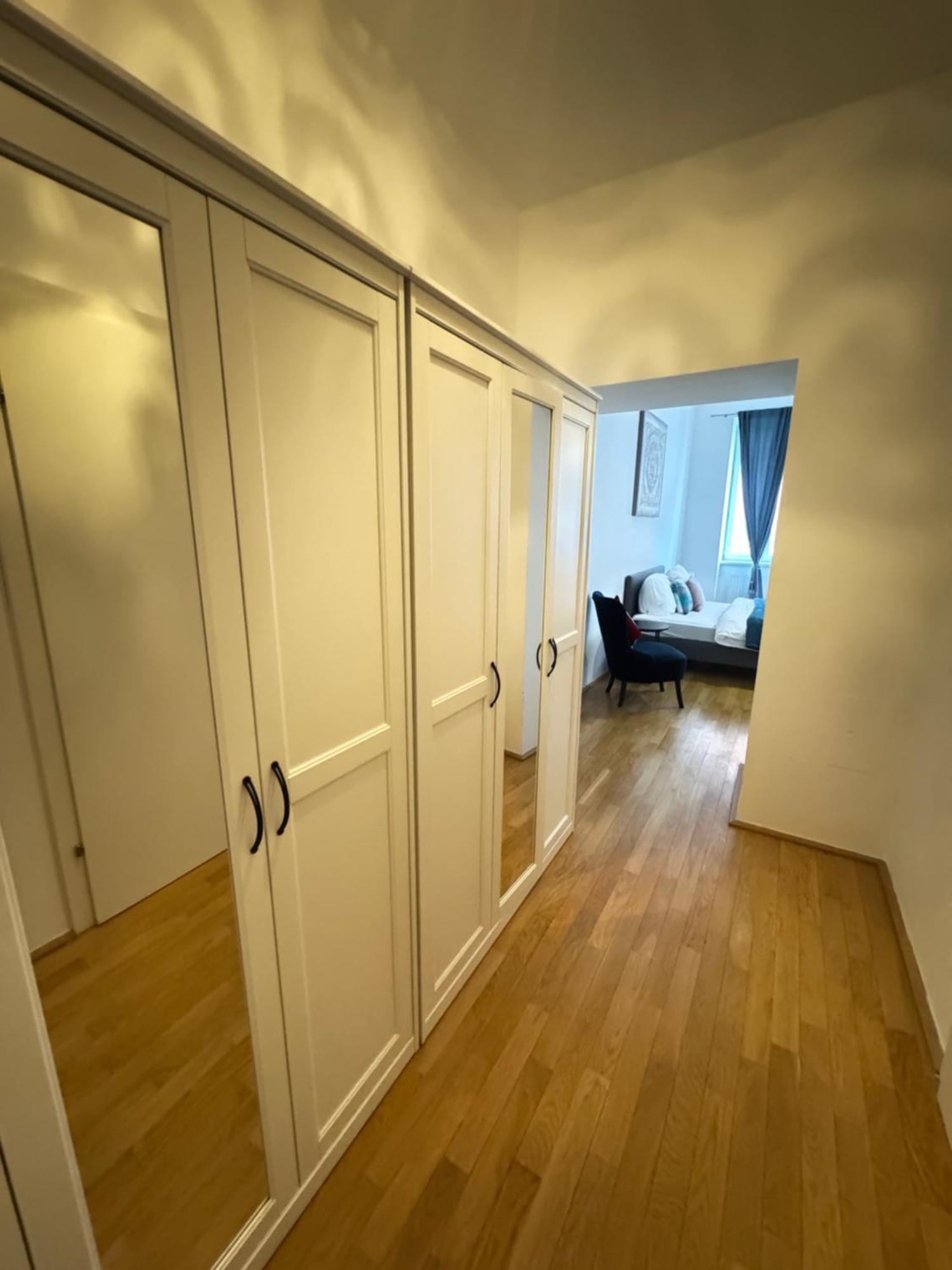 Charming Flat & Balcony Near Central Station L Bg5 เวียนนา ภายนอก รูปภาพ