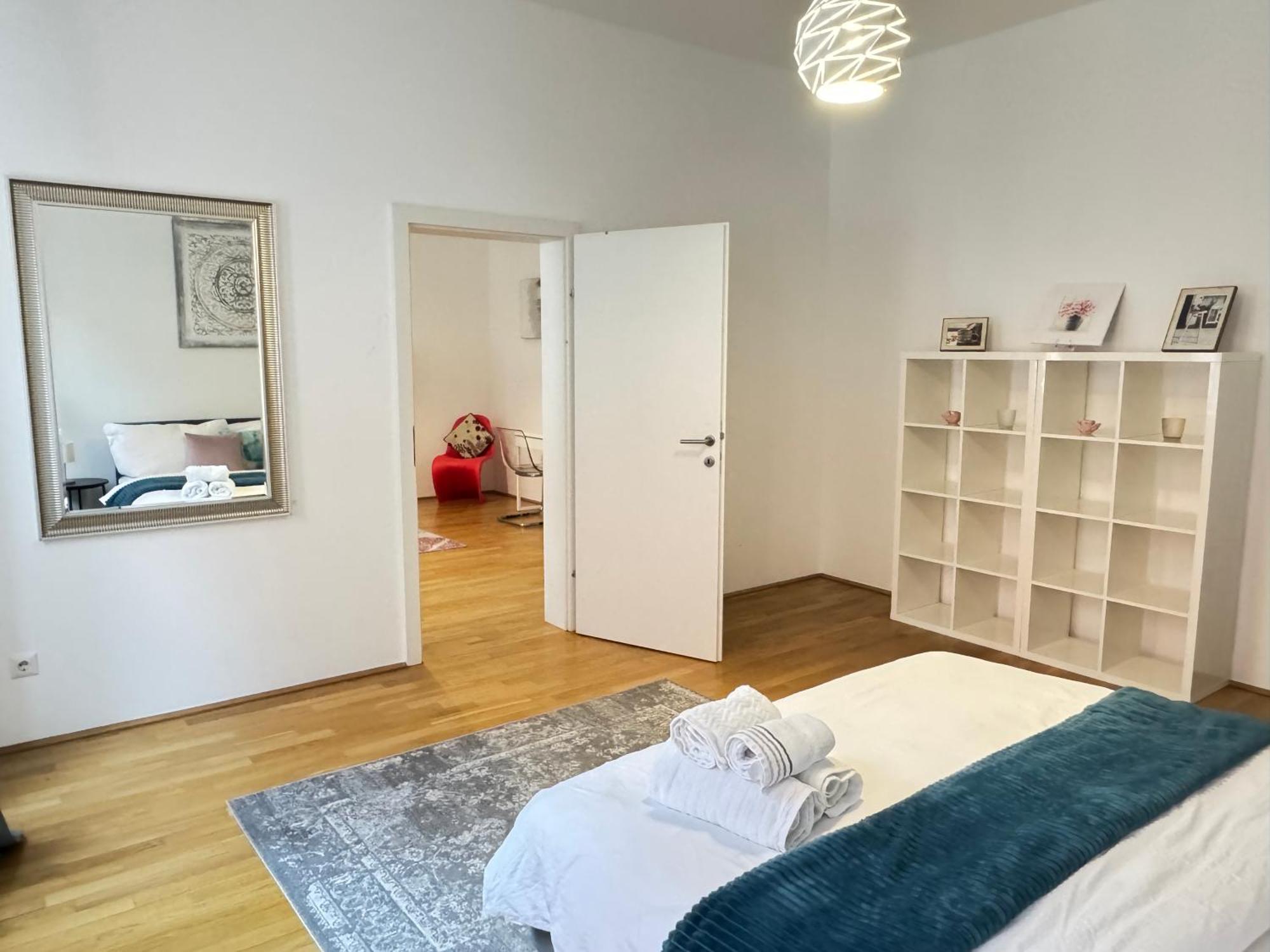 Charming Flat & Balcony Near Central Station L Bg5 เวียนนา ภายนอก รูปภาพ
